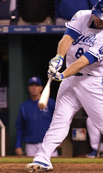 Moustakas scratched for series opener in Cleveland with sore left thumb